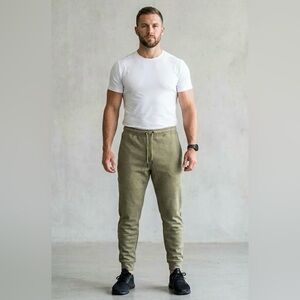 NWT Motion Olive Green Men's Performance Tech Fleece Jogger Pants